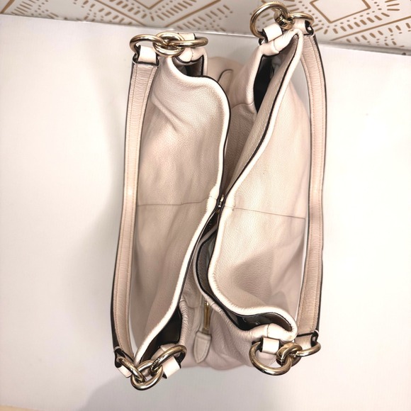 Coach Shoulder Bag Cream Pebble Leather Hobo Silver Hardware Everyday Neutral - Picture 7 of 14
